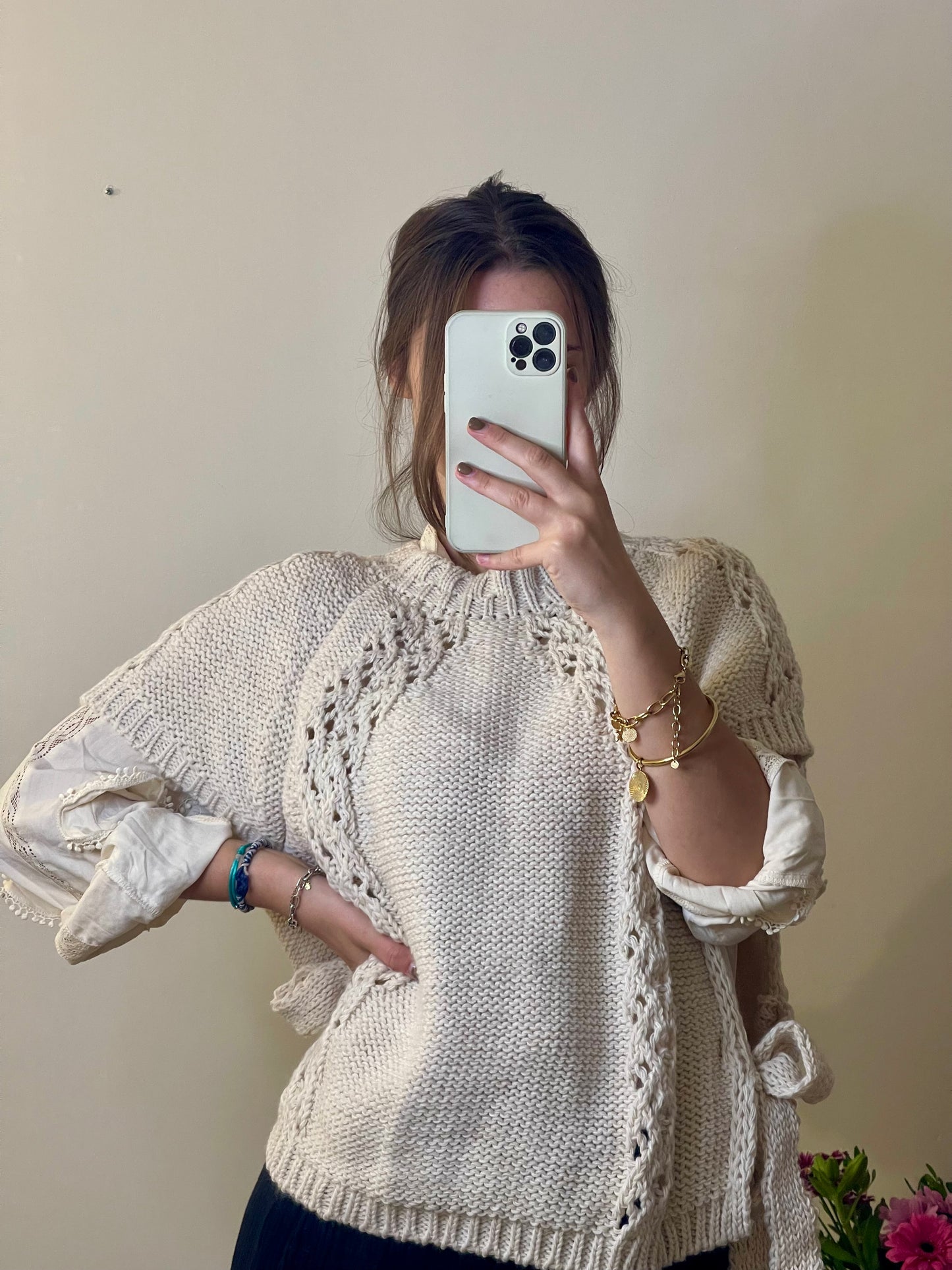 PULL SANS MANCHES BEIGE LUCIE